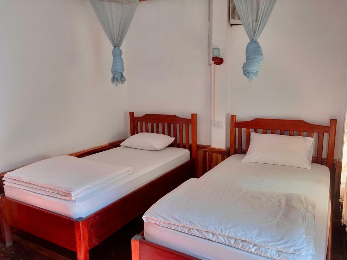 Sunset Bungalows & Gh Muang Ngoi Eksteriør billede