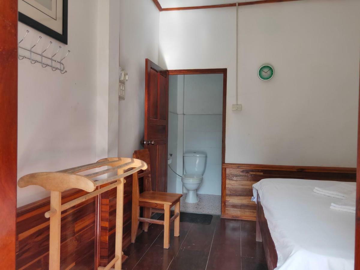 Sunset Bungalows & Gh Muang Ngoi Eksteriør billede